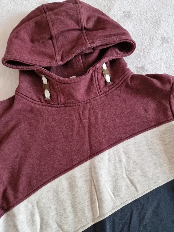 Pull 12 ans - photo numéro 2