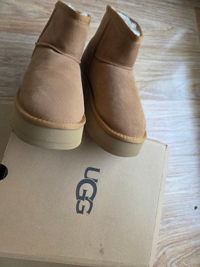 Bottine ugg marron neuve 39 - photo numéro 6