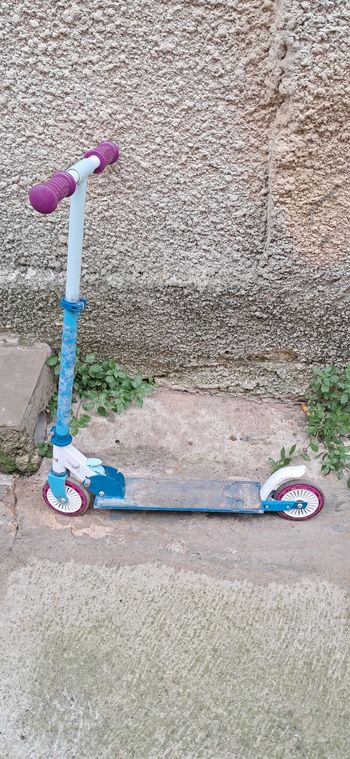 Trotinette reine des neige