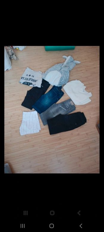 Lot vêtements   14 ans fille