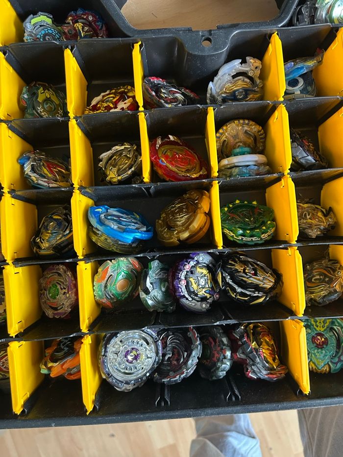 Toupies beyblades burst - photo numéro 3