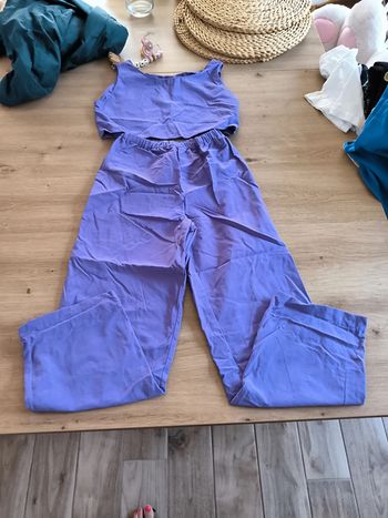 Ensemble crop top et pantalon léger