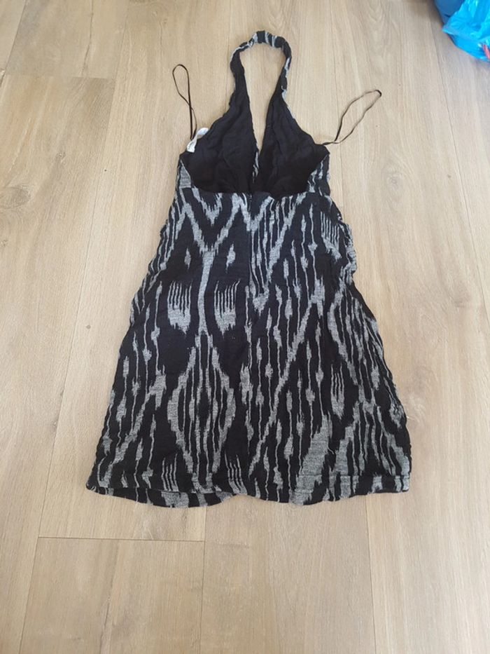 Dos nu M - photo numéro 4