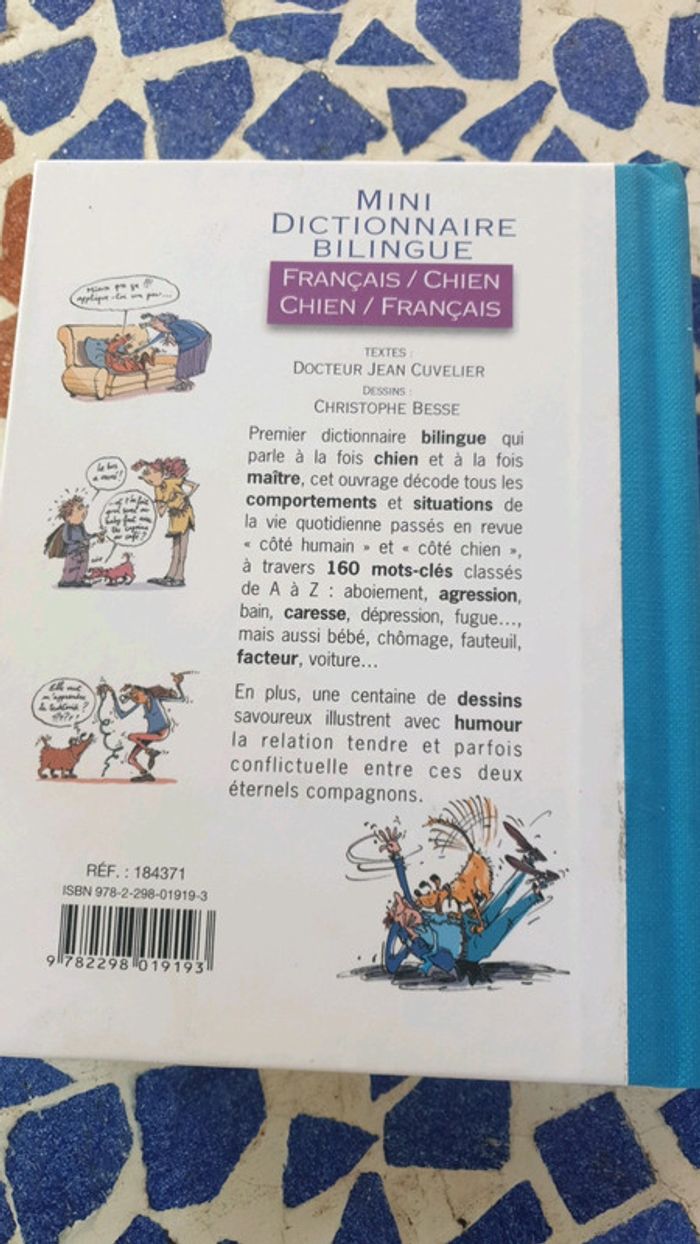 Mini dictionnaire bilingue français/chien - photo numéro 2