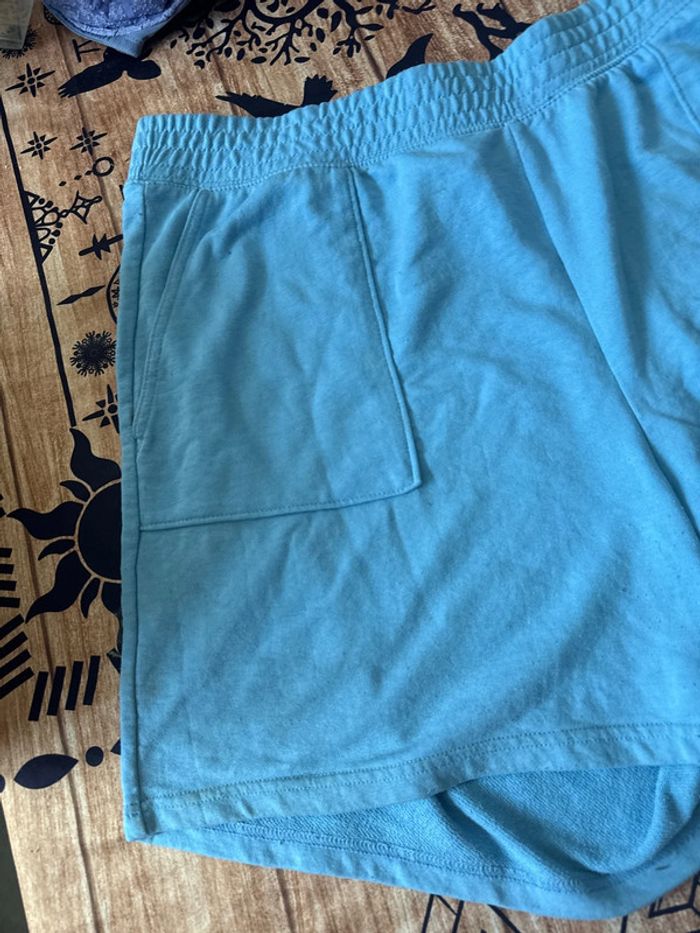 Short bleu ciel grande taille - photo numéro 3