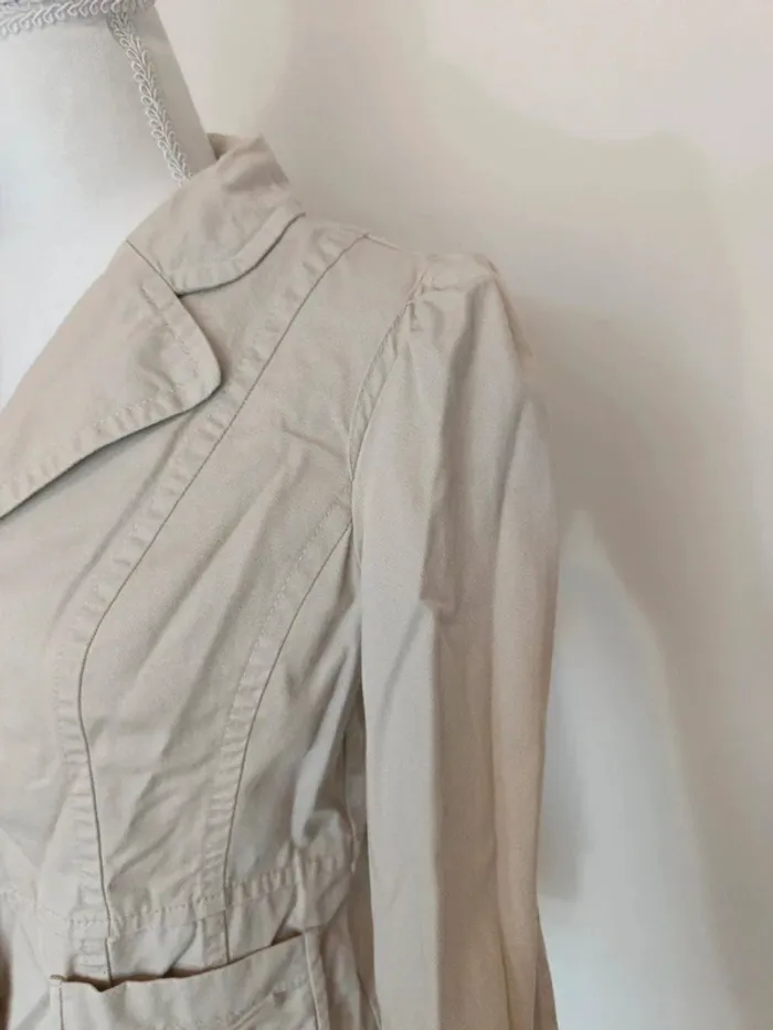 Veste cintrée beige LOFT – Élégante & féminine – Taille 36/38 🌾 - photo numéro 2