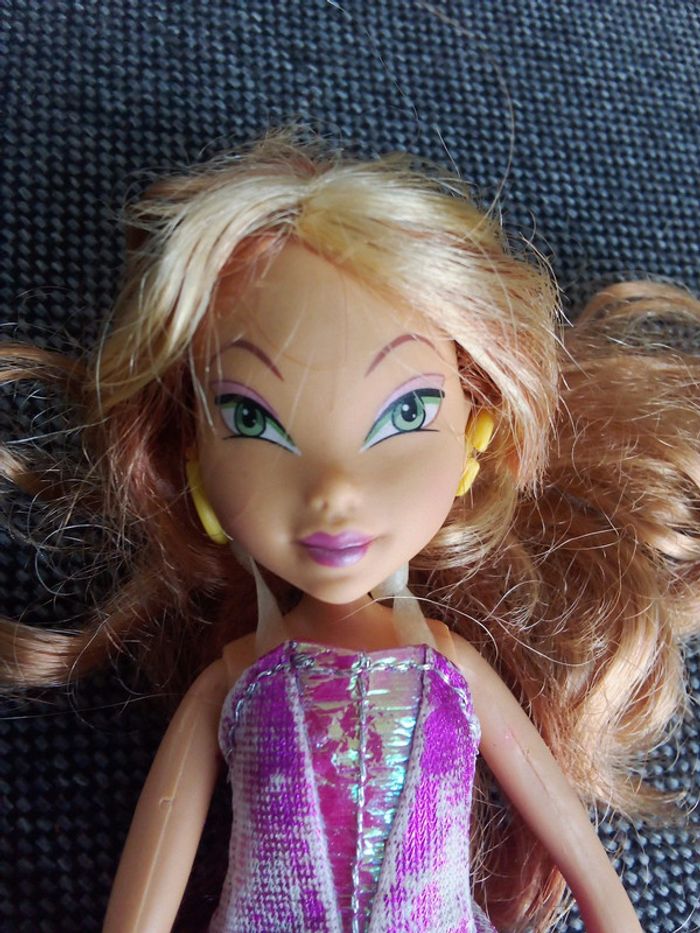 Flora winx - photo numéro 8