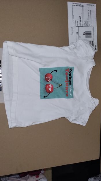 T-shirt cerises