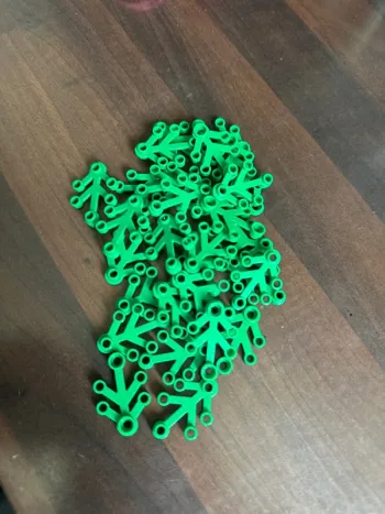 30 petites feuilles Lego 4x3 réf 2423 couleur Green