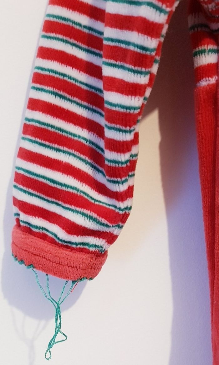 🎅 Pyjama en velours - Minnie - 3 mois 🎅 - photo numéro 5