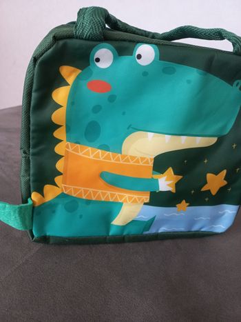 Lunch box glaciere sac isotherme enfant mignon déjeuner pique nique crocodile