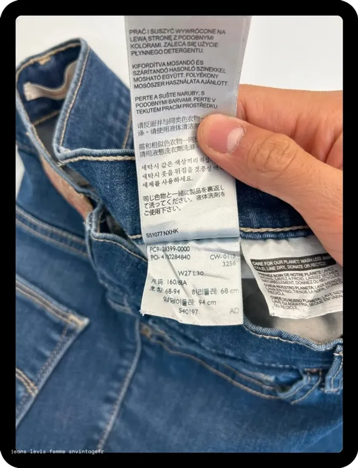 Jean Levi's Femme Slimming Skinny - Marine - Taille W27 L30 - Très Bon État - Léger Défaut - NJ391 - photo numéro 9