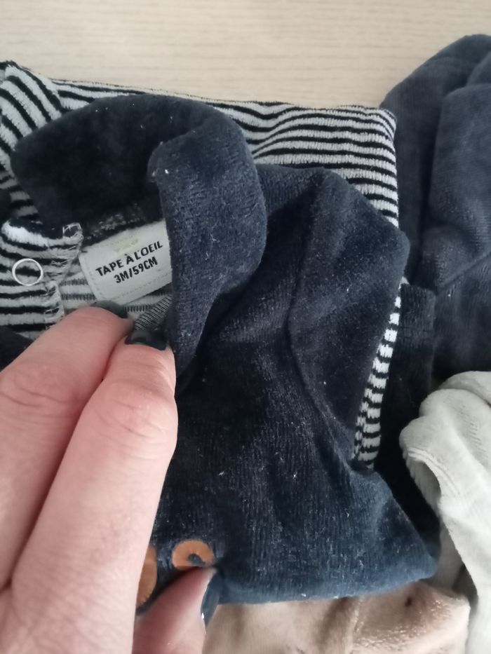Lot de pyjamas - photo numéro 4