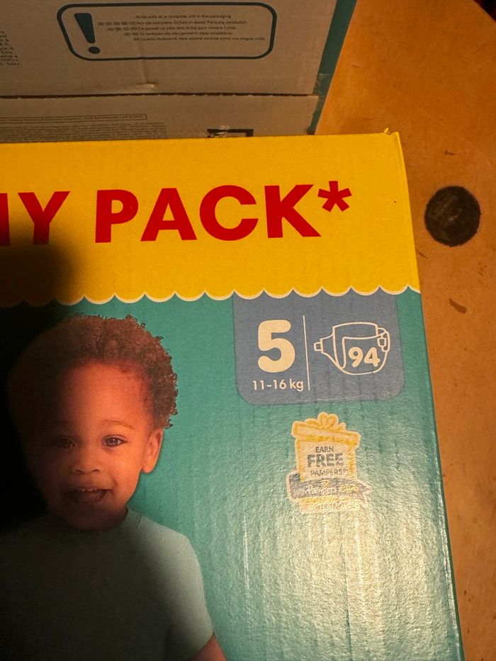 Couche Pampers baby dry T5 - Neuf jamais ouvert - Prix ferme - photo numéro 2