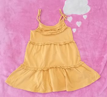 Robe Tape à l'Oeil taille 5 ans en très bon état