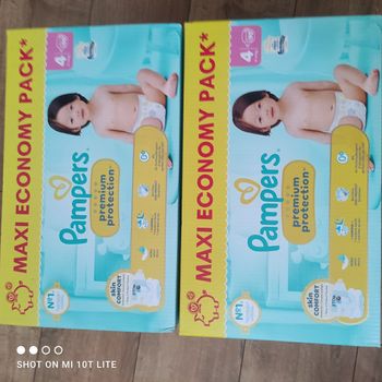 Couches pampers premium protection 