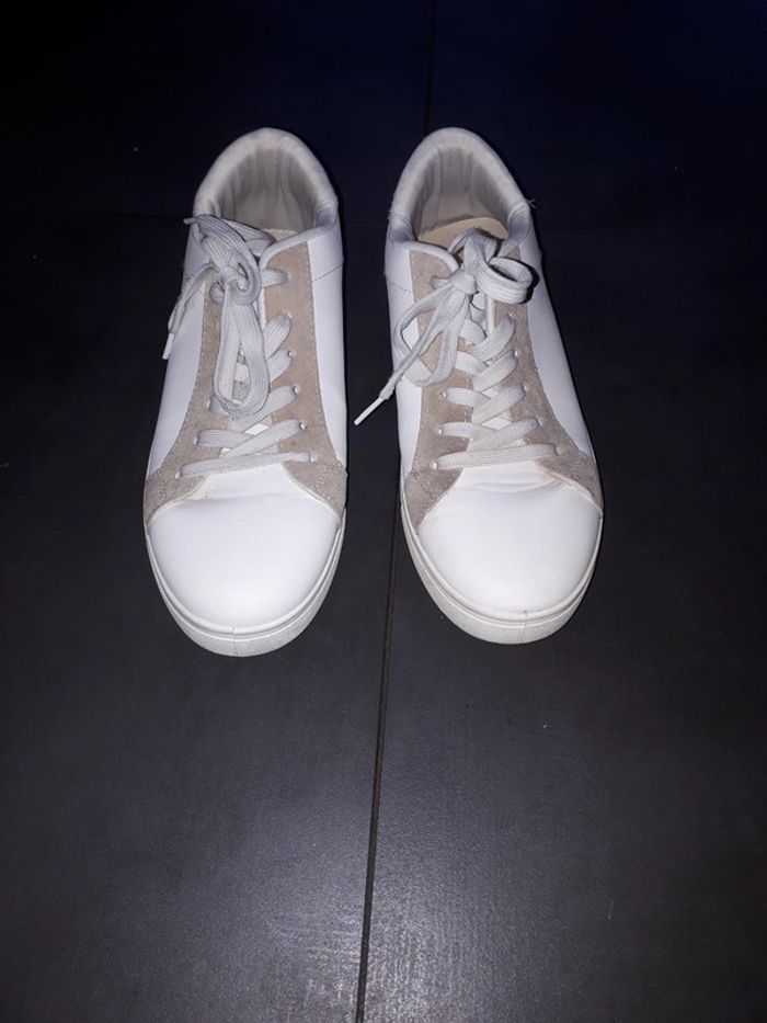 Baskets 40 - photo numéro 2