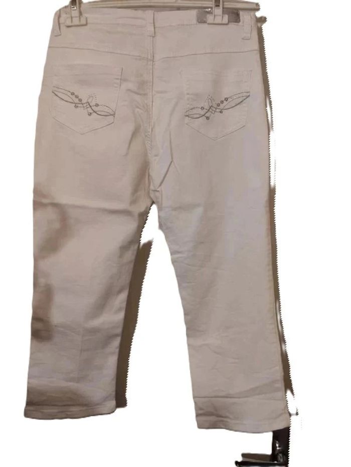 Pantacourt Blanc Via28 Taille 42 - photo numéro 2