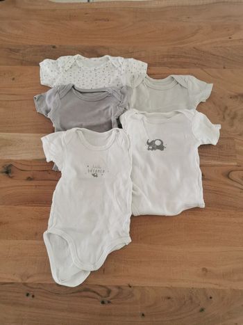 Lot de 5 bodies été