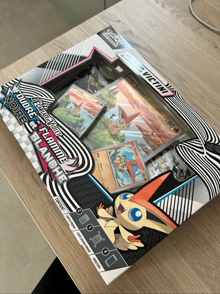 Pokémon : Coffret Collection Victini - photo numéro 3