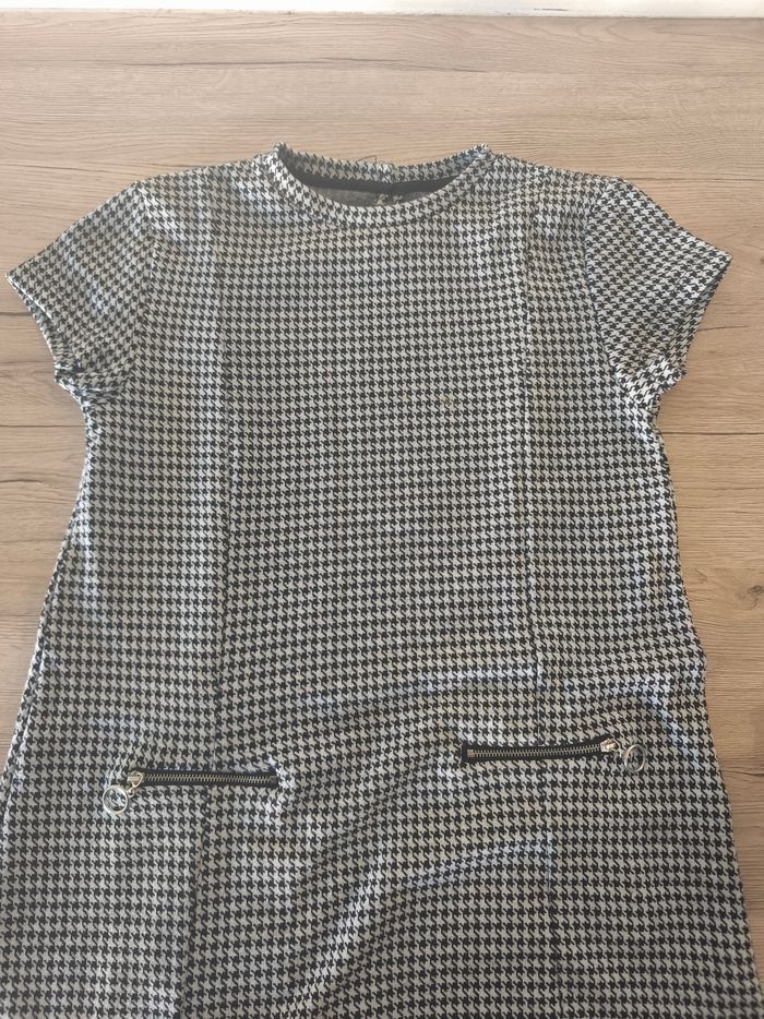Robe mi-longue manche courte 16 ans - photo numéro 2