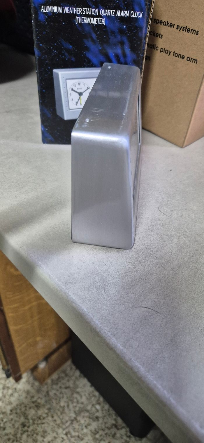Réveil thermomètre - photo numéro 3