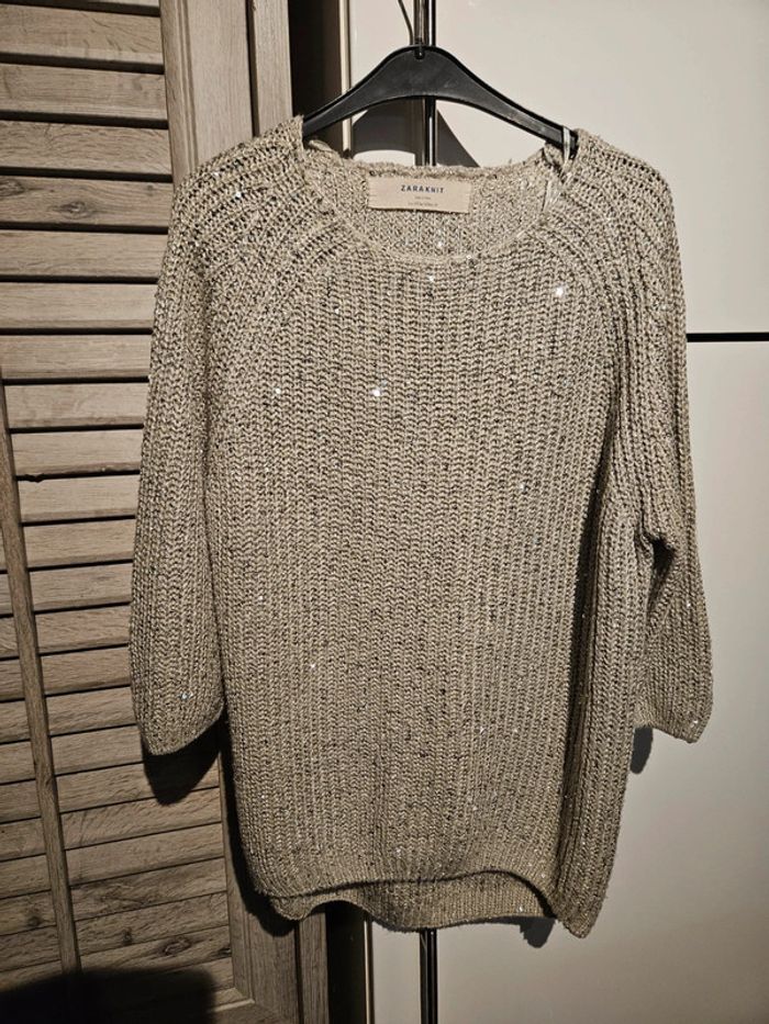 Pull manche 3/4 Zara Knit taille S beige avec quelques strass - photo numéro 2