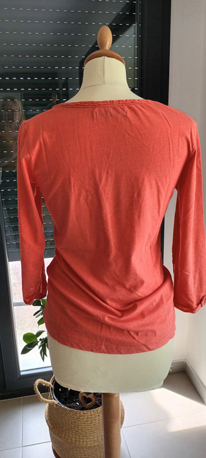 T-shirt couleur corail - photo numéro 6