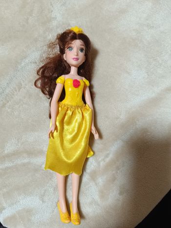 Barbie la belle  et la bete