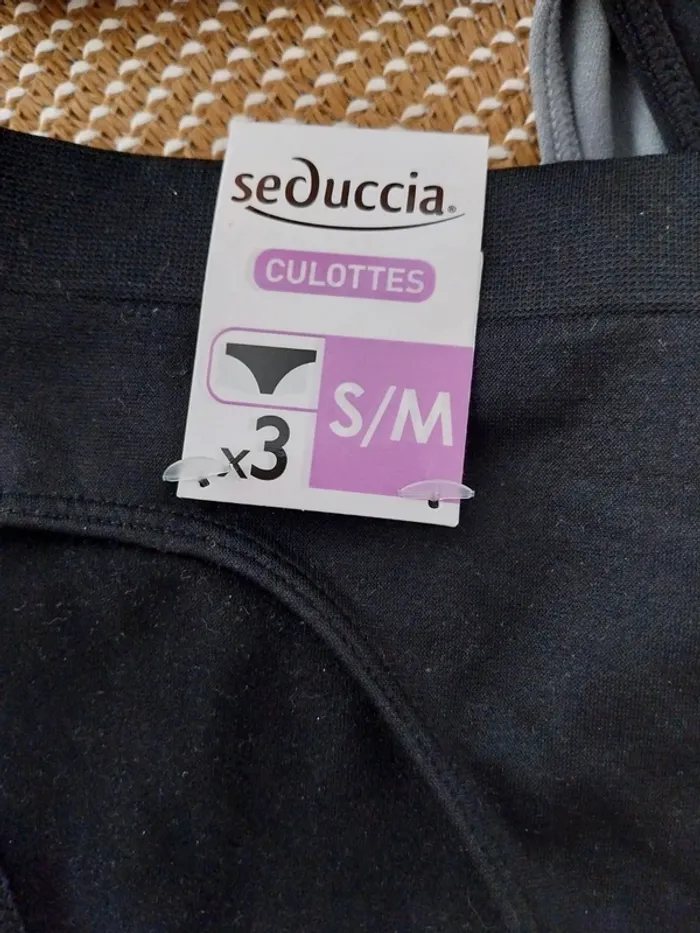 2 lots de 3 culottes Seduccia taille S/M - photo numéro 2
