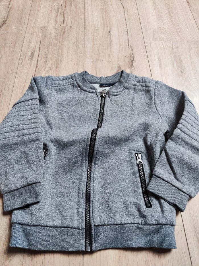 Lot pull gilet garçon 6ans - photo numéro 7
