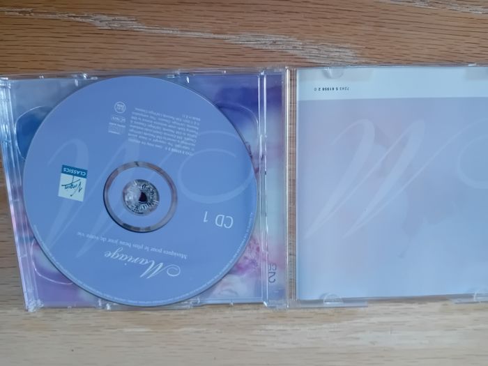 Double cd Mariage : Les musiques du plus beau jour de votre vie - Comme neuf - photo numéro 3