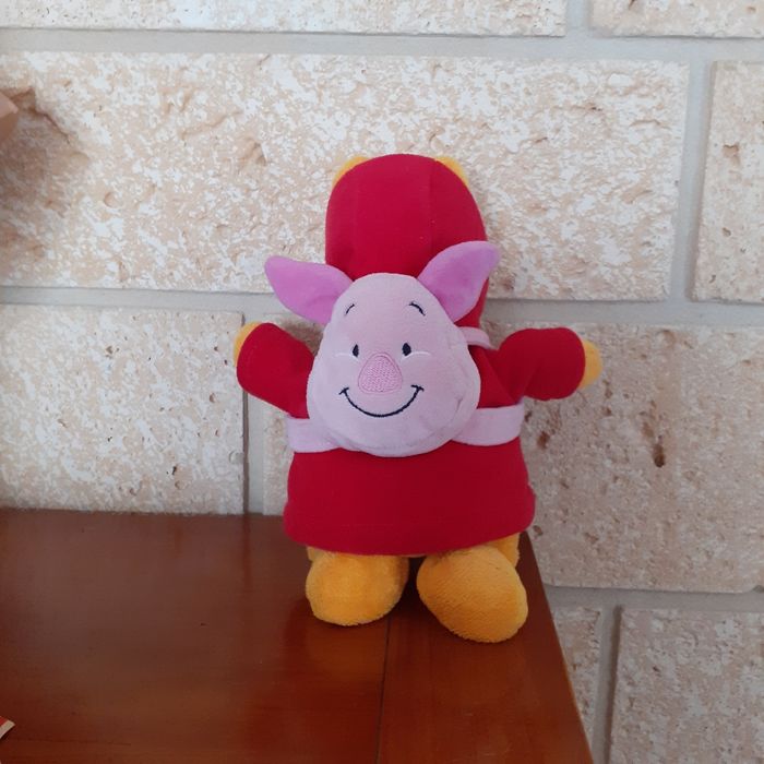 Peluche-doudou Winnie l'ourson avec sac à dos Porcinet - photo numéro 2