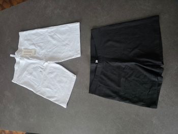lot 2 leggings neufs TXL