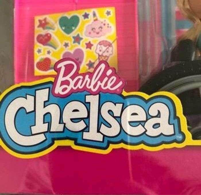 Barbie chelsae en fauteuil roulant - photo numéro 5