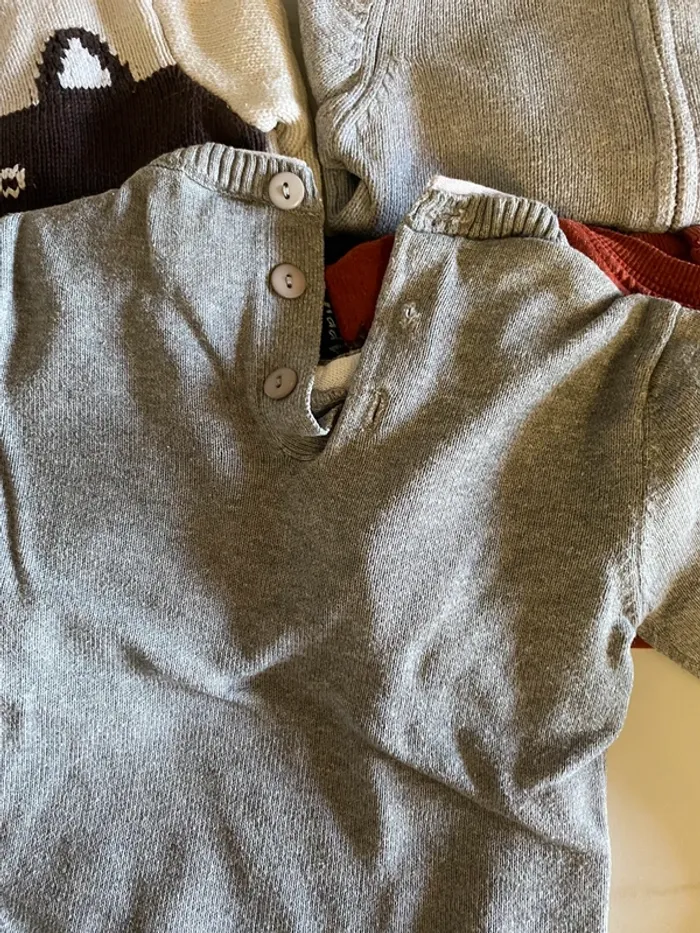 Gilet pull 12 mois - photo numéro 4