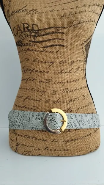 Ceinture écritures grise et noire 95 cm femme