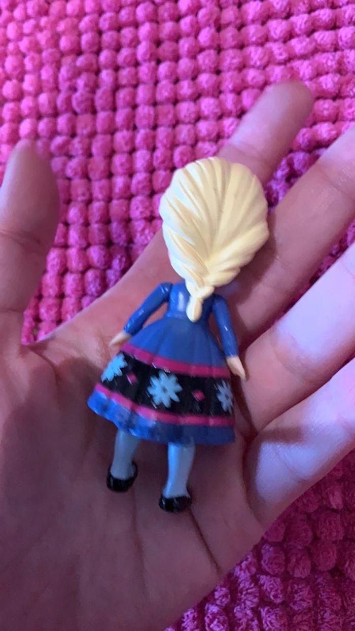 Figurine Disney princesse reine des neiges - photo numéro 3