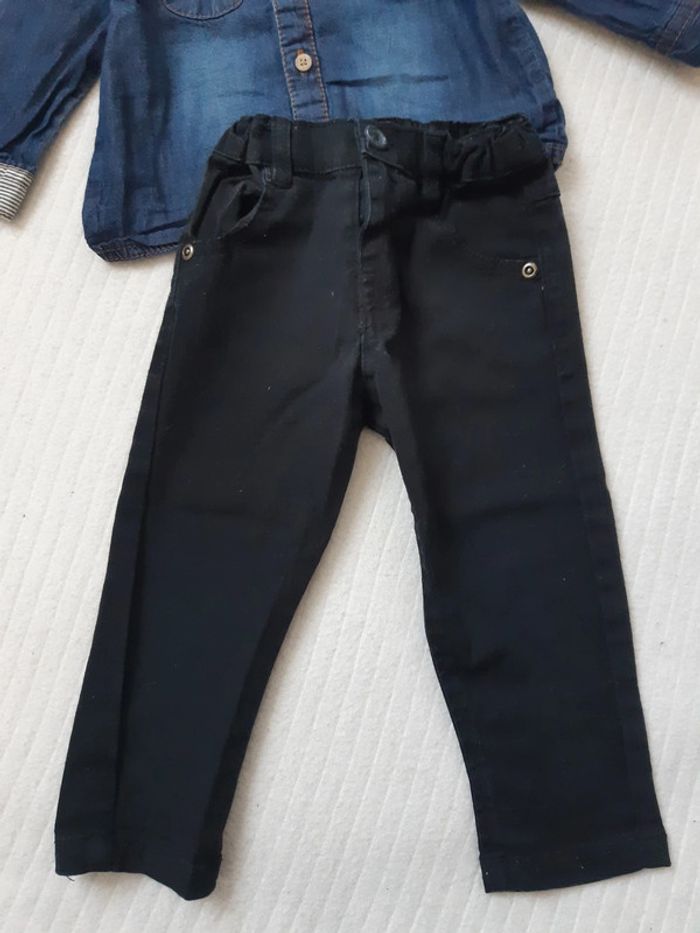 Tenue chemise en jean et pantalon noir 9 mois - photo numéro 5