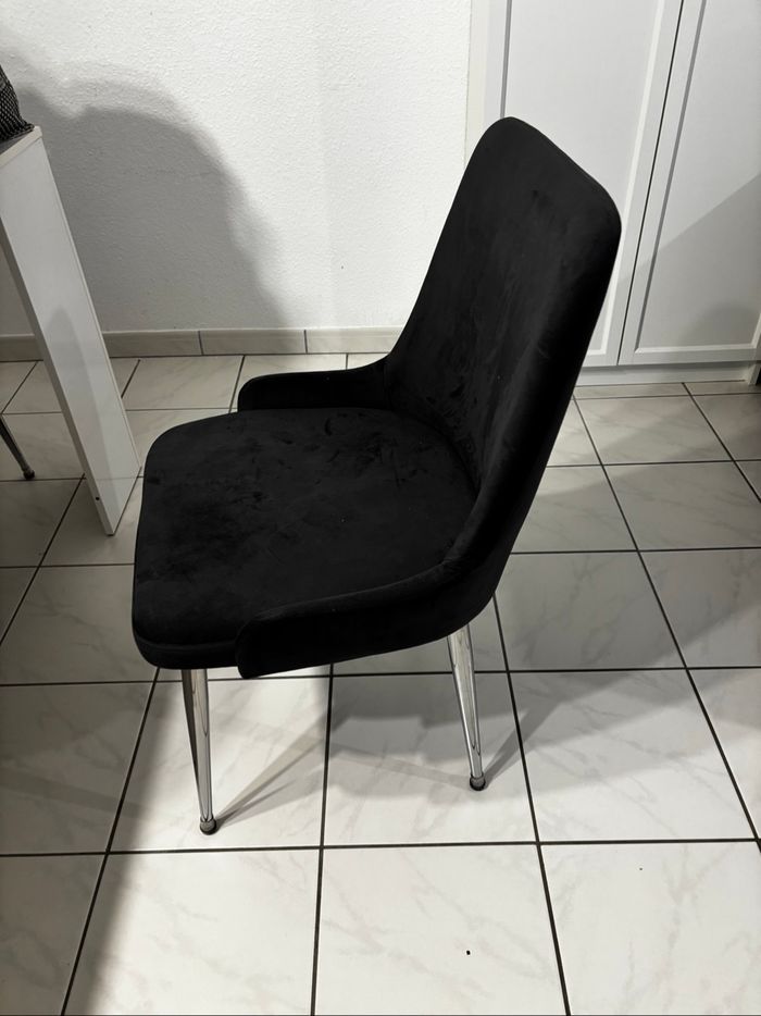 Chaise design grise foncé velours pieds métal chromé - photo numéro 1