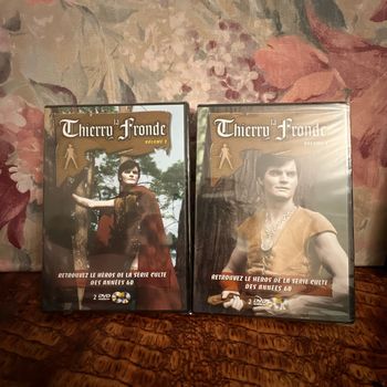 Lot de 2 dvd Thierry la Fronde