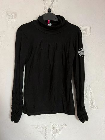 Haut col roulé noir de chez Orchestra