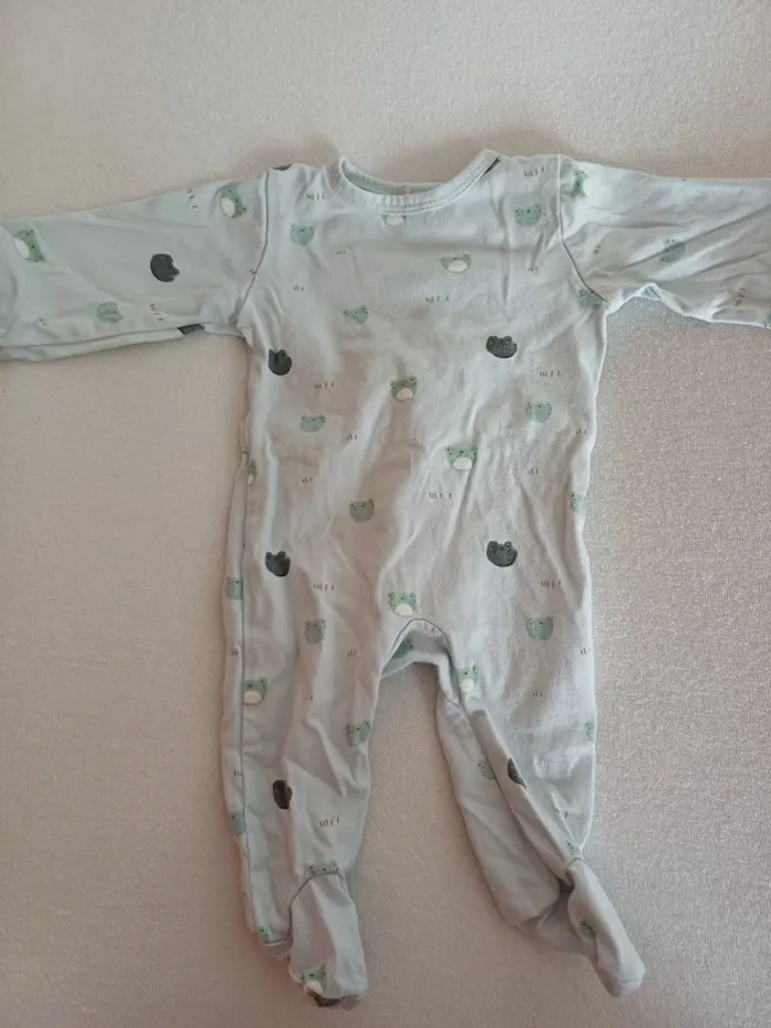 Pyjama léger 1 mois