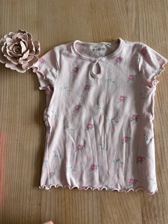 Lot T-shirts 4 ans - photo numéro 3