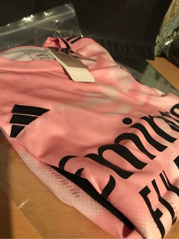 Maillot foot réal taille S  pour cadeau