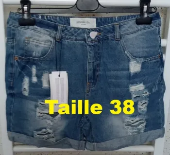 Short en jeans déchiré Vero Moda Taille 38