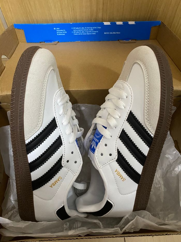 Baskets Adidas Taille 38 - photo numéro 4