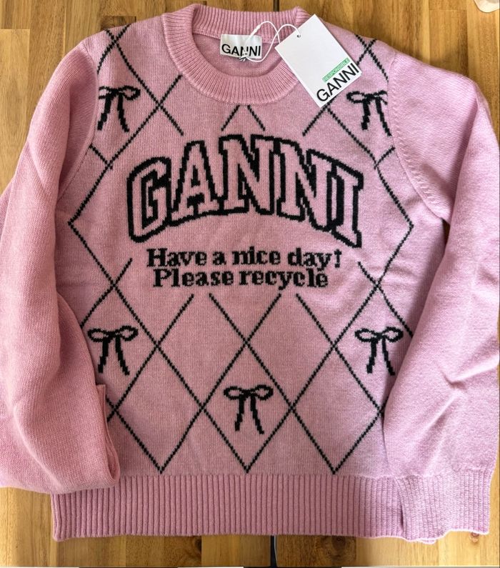 Pull rose en laine Ganni. Taille S. Totalement neuf. - photo numéro 1