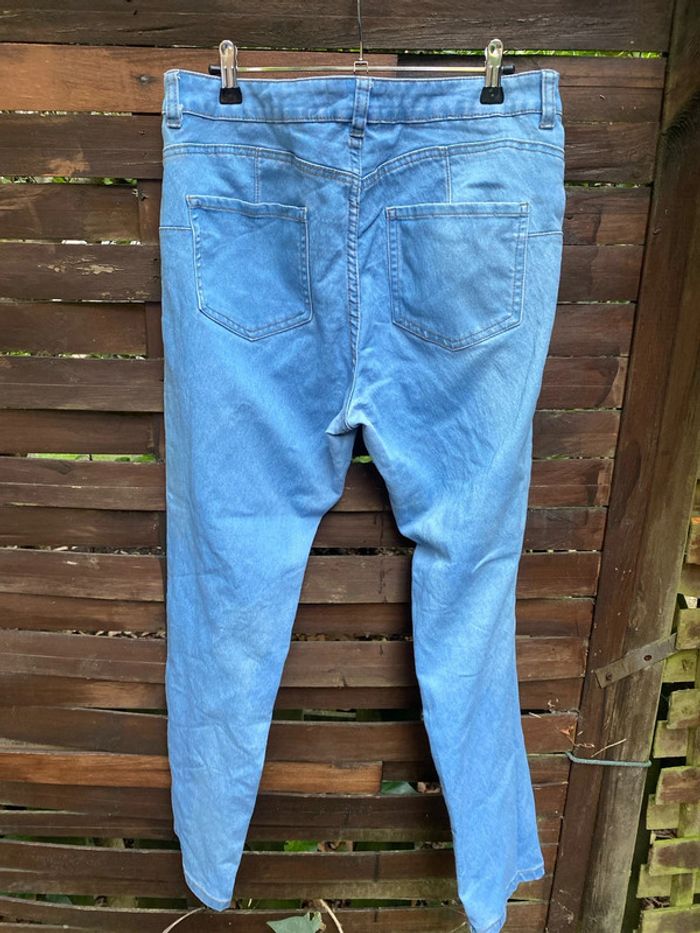 Jeans bleu clair - photo numéro 4
