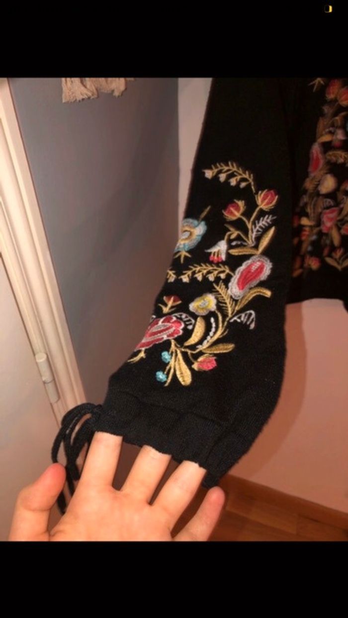 Pull à fleurs - photo numéro 6